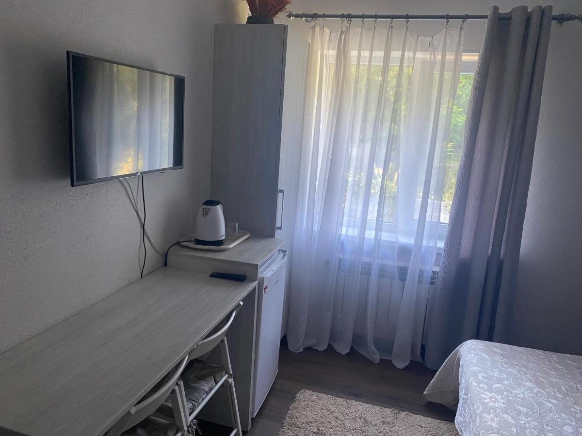Guest House Olzhycha 45 Б Kiev Buitenkant foto